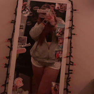 Meet your Posher, Ally